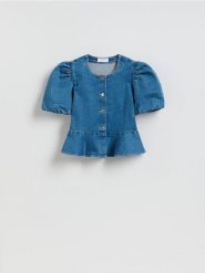 Jeansowa bluzka z baskinką - niebieski. Niebieskie bluzki damskie Reserved, l, bez wzorów, z bawełny, bez kołnierzyka, bez ramiączek. Za 129.99 zł.