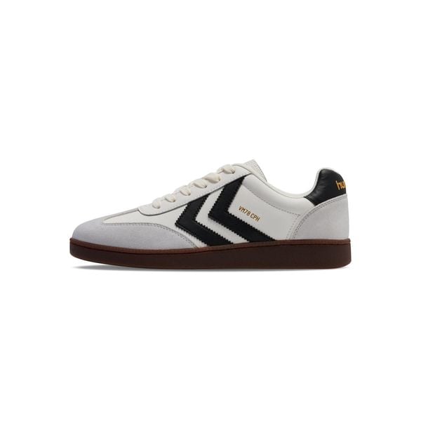 Sneakersy Hummel VM78 CPH LS. Białe obuwie sportowe damskie Hummel, bez wzorów. Za 425.50 zł.