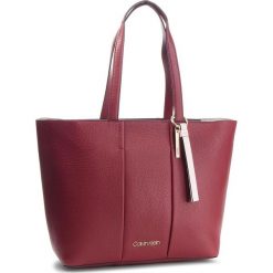 Torebka CALVIN KLEIN - City Leather Shopper K60K604476 628. Czerwone torebki shopper damskie Calvin Klein, ze skóry. Za 1,299.00 zł.
