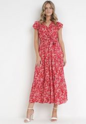 Czerwona Rozkloszowana Sukienka Maxi z Wiskozy Cellen. Czerwone sukienki damskie Born2be, na imprezę, l, z aplikacjami, z materiału, bez kołnierzyka, bez ramiączek, maxi, kopertowe. Za 89.99 zł.