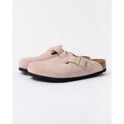 Klapki damskie Birkenstock Boston Vl. Czerwone klapki damskie Birkenstock, bez wzorów, z materiału, młodzieżowe, bez obcasa. Za 608.15 zł.