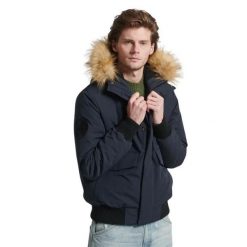 Kurtka z kapturem Superdry Everest. Niebieskie kurtki męskie Superdry., s, z aplikacjami, z elastanu, z kapturem. Za 807.75 zł.