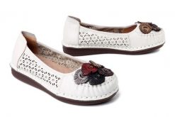 Artiker Relaks 58C0554, półbuty damskie. Brązowe półbuty damskie Artiker Relaks, na lato, bez wzorów, ze skóry, bez obcasa, bez zapięcia. Za 284.90 zł.