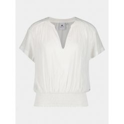 Bluzka damska Luhta Helala. Białe bluzki damskie Luhta, l, bez wzorów, bez kołnierzyka, bez ramiączek. Za 269.00 zł.