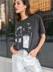 LADIES` T-SHIRT - szary. Szare t-shirty damskie Sinsay, l, bez wzorów, z bawełny, bez kołnierzyka. W wyprzedaży za 17.99 zł.