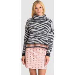 SWETER Liu Jo. Czarne swetry damskie Liu Jo, m, z aplikacjami, z materiału, bez kołnierzyka, bez ramiączek, bez kaptura. Za 899.00 zł.