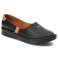 Czarne Półbuty Artiker Skórzane Buty Damskie. Czarne półbuty damskie Artiker, na wiosnę, bez wzorów, ze skóry, eleganckie, bez obcasa, bez zapięcia. Za 189.00 zł.