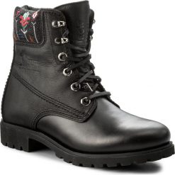 Trapery PANAMA JACK - Panama 03 Go B1 Black. Czarne śniegowce i trapery damskie Panama Jack, z materiału. W wyprzedaży za 459.00 zł.