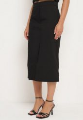 Czarna Spódnica Trapezowa Wimlea. Czarne spódnice damskie Born2be, m, bez wzorów, eleganckie, midi, proste. Za 84.99 zł.