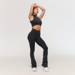 Spodnie damskie fitness bezszwowe flare Fierce. Szare spodnie sportowe damskie GYMBEAM, s, bez wzorów, z elastanu, na fitness i siłownię. Za 123.90 zł.