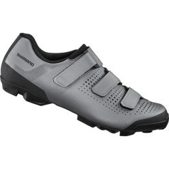 Buty rowerowe MTB - SH-XC100. Szare buty sportowe męskie Shimano, ze skóry, bez zapięcia, rowerowe. Za 449.00 zł.