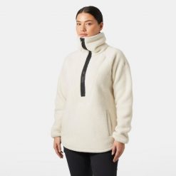 Damska kurtka wodoodporna Helly Hansen Bliss Pile. Białe kurtki damskie Helly Hansen, bez wzorów, bez kaptura. Za 510.50 zł.