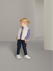 NAME IT Bluzka 13219821 Fioletowy Regular Fit. Fioletowe bluzki dla dziewczynek Name it, bez wzorów, z bawełny, bez ramiączek. Za 59.99 zł.