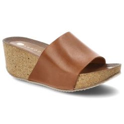 Klapki damskie Armodo, cholewka ze skóry naturalnej licowej profilowana wkładka i wysoki koturn, brązowe, 40291. Brązowe klapki damskie Armodo, bez wzorów, ze skóry, bez obcasa, na koturnie. Za 319.00 zł.