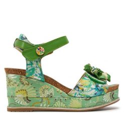 Sandały Laura Vita. Czerwone sandały damskie Laura Vita, bez wzorów, bez obcasa, na płaskiej podeszwie, bez zapięcia. Za 429.99 zł.