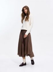 Spódnica midi z wiskozą - brązowy. Brązowe spódnice damskie Reserved, l, bez wzorów, z tkaniny, midi. Za 139.99 zł.