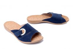 Kapcie damskie zamszowe BEFADO 265D 025 granatowe. Niebieskie kapcie damskie Befado, bez wzorów, z zamszu. Za 64.99 zł.
