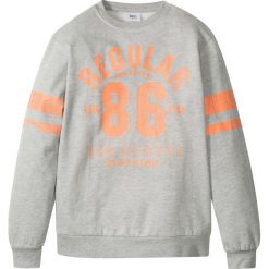 Bluza z nadrukiem w stylu "college" bonprix jasnoszary melanż z nadrukiem. Bluzy dla chłopców marki bonprix. Za 21.99 zł.
