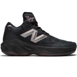 Buty męskie New Balance BBFRSHE2 – czarne. Czarne buty sportowe męskie New Balance, z materiału, bez zapięcia, na fitness i siłownię. Za 299.99 zł.