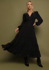 Czarna Rozkloszowana Sukienka Vices z Kopertowym Dekoltem Reslosa. Czarne sukienki damskie Born2be, na co dzień, l, bez wzorów, z jeansu, bez kołnierzyka, bez ramiączek, maxi, kopertowe. Za 169.99 zł.