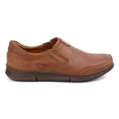 Polbut Buty męskie wsuwane skórzane J51 camel brązowe. Brązowe mokasyny męskie na jesień, z jeansu, biznesowe. Za 303.63 zł.