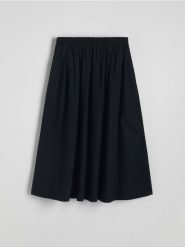 Spódnica midi - czarny. Czarne spódnice damskie Reserved, l, bez wzorów, z bawełny, midi, rozkloszowane. W wyprzedaży za 69.99 zł.