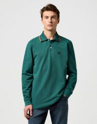 MESKA KOSZULKA POLO WRANGLER LS POLO SHIRT BISTRO GREEN 112371507. Zielone koszulki polo męskie Wrangler, l, bez wzorów, bez ramiączek. Za 99.99 zł.