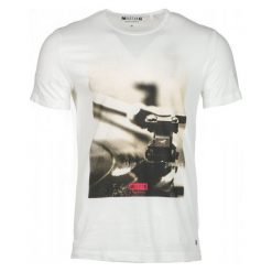 Mustang T-Shirt Męski Photoprint Xxl Kremowy. Białe t-shirty męskie Mustang, z nadrukiem, z bawełny. Za 129.00 zł.