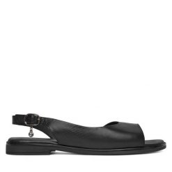 Sandały Lasocki. Czarne sandały damskie Lasocki, bez wzorów, bez obcasa, na płaskiej podeszwie, bez zapięcia. Za 159.99 zł.