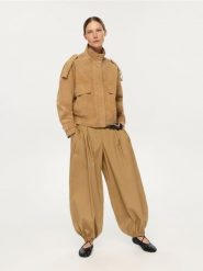 Spodnie balloon - beżowy. Brązowe spodnie materiałowe damskie Reserved, l, bez wzorów, z bawełny. Za 119.99 zł.