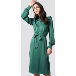 NA-KD Sukienka midi z bufiastym rękawem - Green. Sukienki damskie marki NA-KD. Za 181.95 zł.