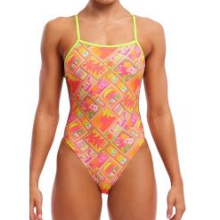 Strój kąpielowy Funkita Hula Bula - Twisted. Brązowe kostiumy jednoczęściowe damskie FUNKITA, s, bez wzorów, sportowe, do pływania. Za 199.00 zł.