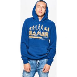 Bluza z nadrukiem kolekcja GAMERS - Granatowy. Niebieskie bluzy męskie Cropp, z nadrukiem. Za 119.99 zł.