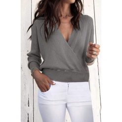 Damska bluzka GAEL GREY. Szare bluzki damskie Damska bluzka GAEL GREY, uniwersalny, bez wzorów, bez kołnierzyka, bez ramiączek. W wyprzedaży za 59.00 zł.