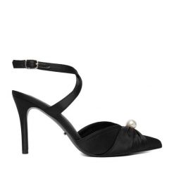 Szpilki DeeZee. Czarne szpilki damskie DeeZee, bez wzorów, bez obcasa, bez zapięcia. Za 149.99 zł.