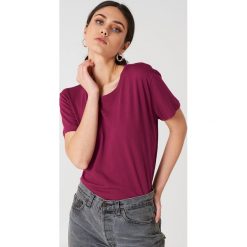 NA-KD Basic T-shirt oversize - Purple. T-shirty damskie marki NA-KD Basic. Za 40.95 zł.