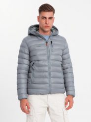 Kurtka męska pikowana z kapturem - szara V2 - Rozmiar: M. Szare kurtki męskie Ombre Clothing, m, bez wzorów, z nylonu, z kapturem. W wyprzedaży za 119.99 zł.