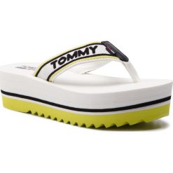 Japonki TOMMY JEANS - Pop Webbing Mid Beach Sandal EN0EN00472 White 100. Klapki damskie marki Tommy Jeans. Za 229.00 zł.