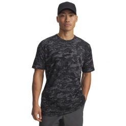 Koszulka Under Armour ABC Camo. Szare buty sportowe męskie Under Armour, bez wzorów, bez kołnierzyka, bez ramiączek, na fitness i siłownię. Za 204.50 zł.