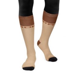 Skarpety snowboardowe Siroko Fuji Brown. Brązowe skarpety damskie SIROKO, bez wzorów. Za 63.00 zł.