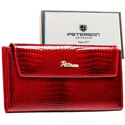 Duży, poziomy portfel damski ze skóry ekologicznej w czerwonym kolorze z tłoczeniem na wzór skóry krokodyla - Peterson. Czerwone portfele damskie Peterson, z aplikacjami, ze skóry ekologicznej. Za 69.00 zł.