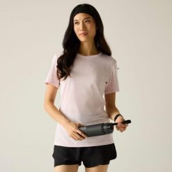 Damska koszulka z krótkim rękawem Demna Marl. Czerwone t-shirty damskie Regatta, m, bez wzorów, z dzianiny, bez kołnierzyka. Za 80.00 zł.