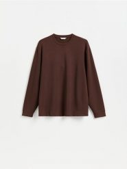Longsleeve regular - brązowy. Brązowe bluzki z długim rękawem męskie Reserved, l, bez wzorów, z dzianiny, bez kołnierzyka. Za 99.99 zł.