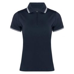Damska koszulka polo Wilson Team. Białe koszulki sportowe damskie Wilson, m, bez wzorów, z materiału, bez kołnierzyka, bez ramiączek, na fitness i siłownię. Za 229.99 zł.
