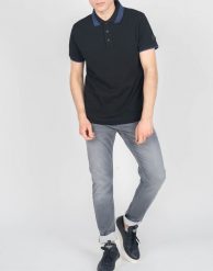 Invicta Koszulka Polo | 4452240 / U | Mężczyzna | Czarny. Czarne koszulki polo męskie Invicta, m, z aplikacjami, z bawełny, bez ramiączek. W wyprzedaży za 129.00 zł.