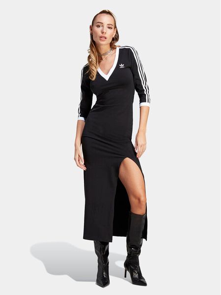 Adidas Sukienka codzienna adicolor Classics IK0439 Czarny Slim Fit. Czarne sukienki damskie Adidas, na co dzień, xs, bez wzorów, z bawełny, bez kołnierzyka, bez ramiączek, proste. Za 179.99 zł.