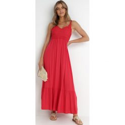 Czerwona Sukienka Stheuse. Czerwone sukienki damskie Born2be, na randkę, xs, bez wzorów, z koronki, eleganckie, bez kołnierzyka, bez ramiączek, maxi, trapezowe. Za 49.99 zł.