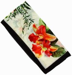 Guess , Kefiah, Textile Scarf, AW8813POL03, 120 x 120 cm, For Women For Women. Rękawiczki dziecięce Guess, z aplikacjami. Za 171.24 zł.