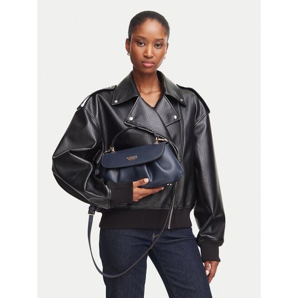 Torebka Guess. Niebieskie torebki do ręki damskie Guess, z aplikacjami, klasyczne, bez dodatków. Za 489.99 zł.