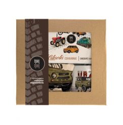 UAZ 469 — paczka (Zawartość paczki: koszulka, torba, kubek, słodycze; Rozmiar koszulki / bluzy: 3XL (damska); Kolor koszulki / bluzy: czarny; Rodzaj n. Czarne bluzy damskie nikiniki, l, bez wzorów, z bawełny, bez kaptura. Za 179.00 zł.